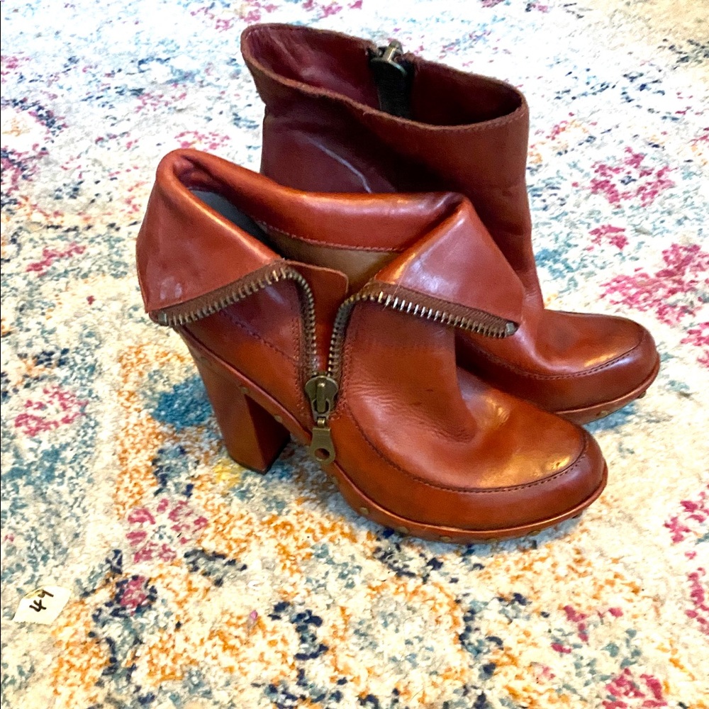 Kork Ease booties